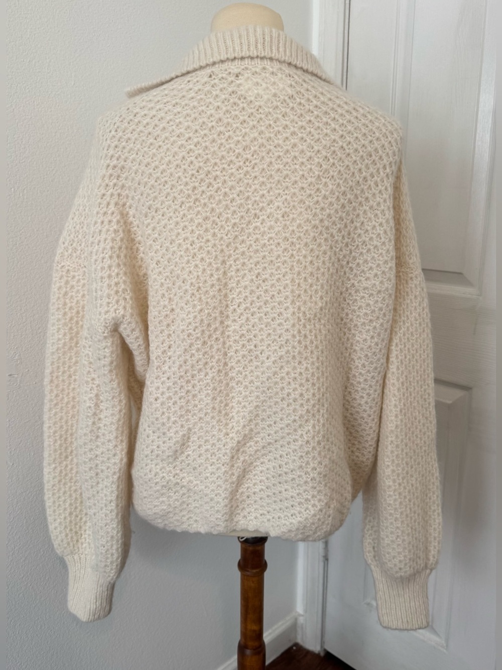 Xirena Ally Open Knit Pullover Sweater Cream Collared V-Neck Alpaca Wool Small - Picture 5 of 11